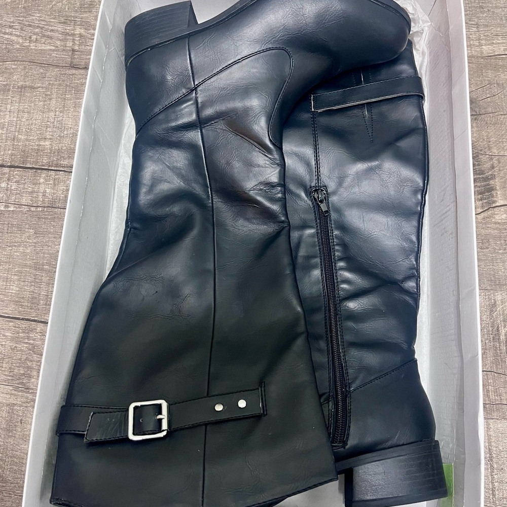 Black Knee-High riding Boots with Buckle